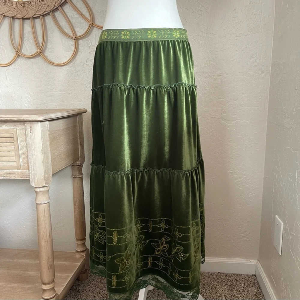Vintage Y2K Green Velvet Renaissance Fairy Whimsigoth Embroidered Fairy Skirt - Picture 3 of 13
